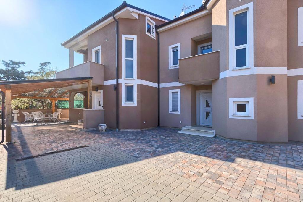Lovely Fazana Apartments 400M From The Sea Fažana Exterior foto